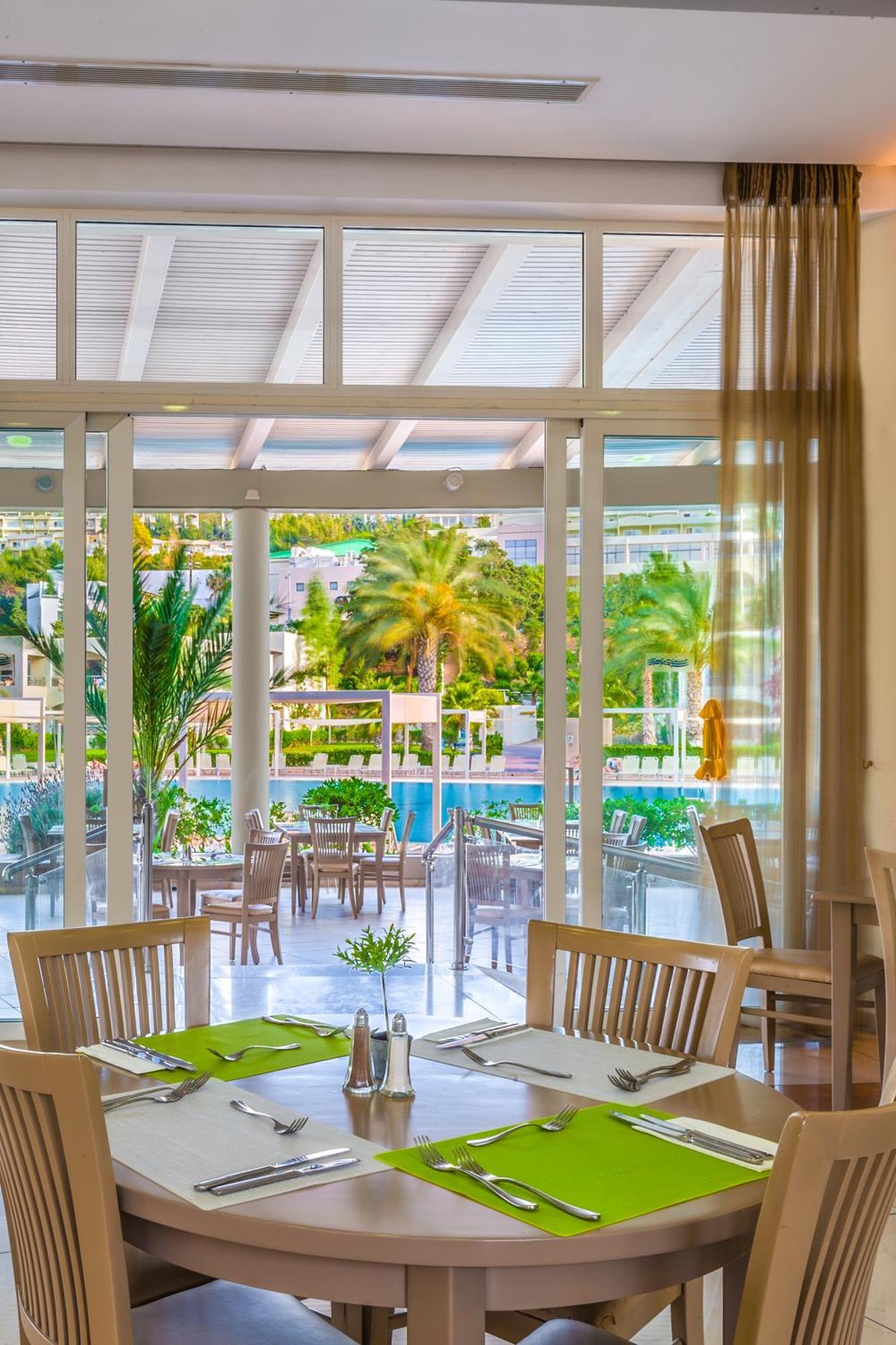 Kipriotis Maris Suites Псаліді Екстер'єр фото