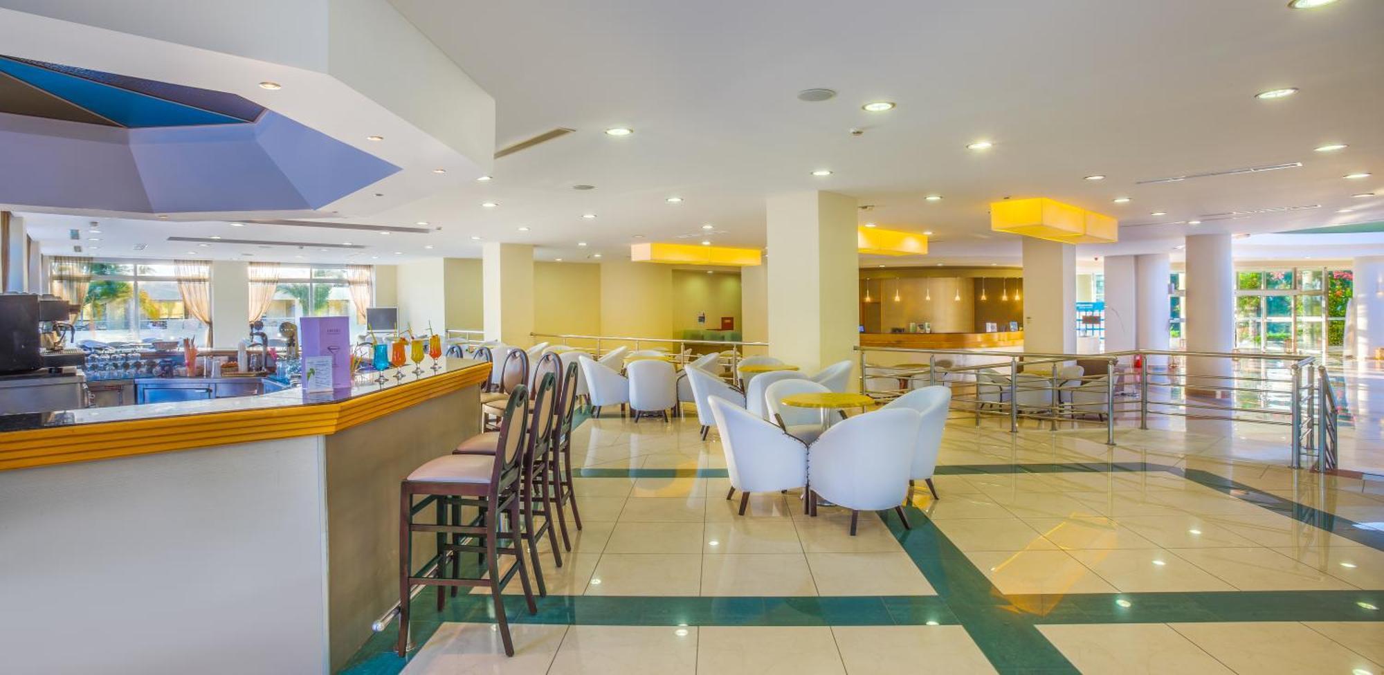 Kipriotis Maris Suites Псаліді Екстер'єр фото