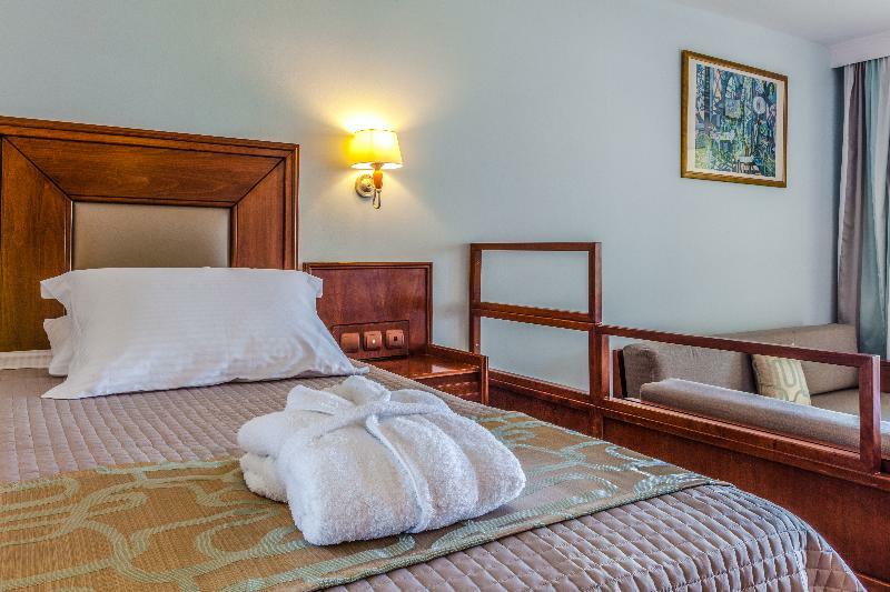 Kipriotis Maris Suites Псаліді Екстер'єр фото